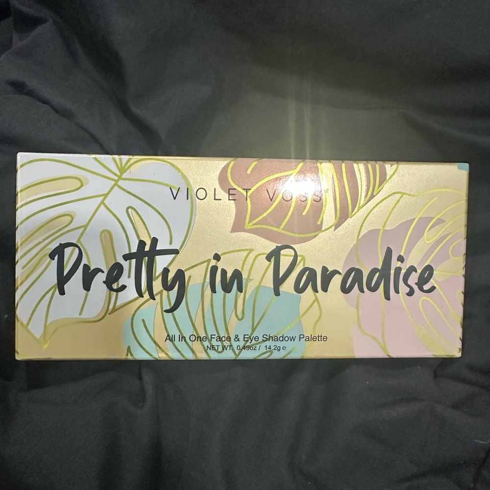 Violet Voss Pretty in Paradise Eyeshadow Palette